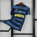 Camisa Retrô Inter de Milão 2003/04 Azul e Preta – Versão Torcedor