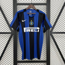 Camisa Retrô Inter de Milão 2004/05 Azul e Preta – Versão Torcedor