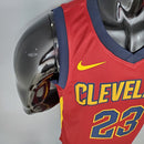 Regata Cavaliers Burgundy JAMES Nº 23 - Torcedor - Masculina - Vermelho
