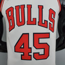 Regata Chicago Bulls Branco 2022 - 45 JORDAN